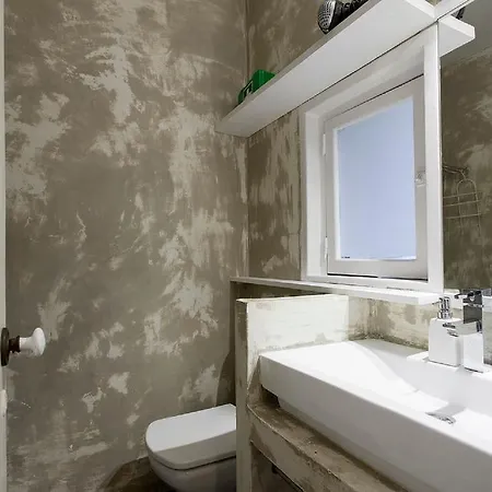 아파트 Center Charm Practical And Quiet *